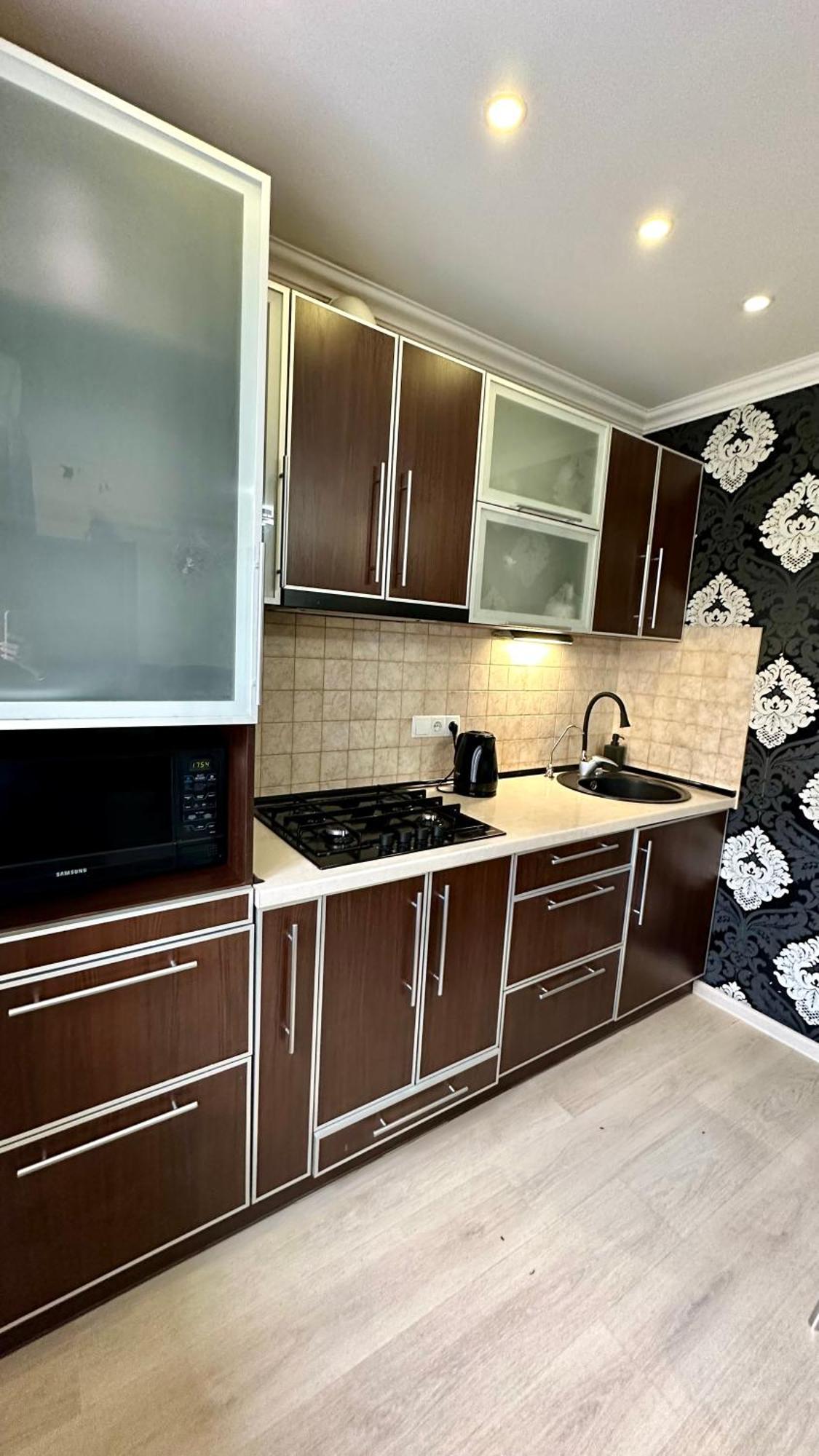 Apartment On Nauki Avenue 102 ドニプロペトロウシク エクステリア 写真